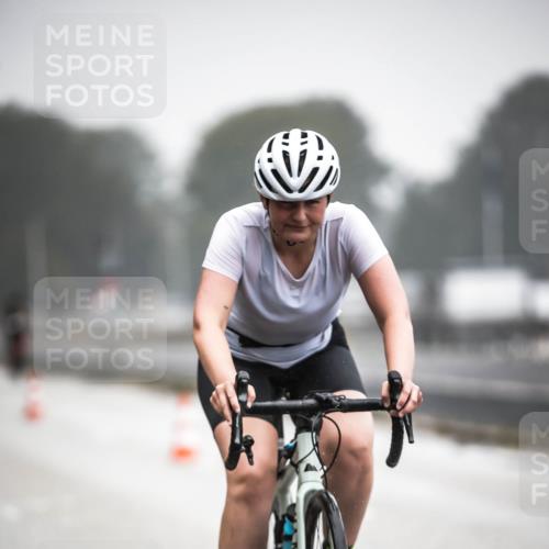 16.08.2026 - KN Förde Triathlon 2026 H.Heesch http://msf.ph/oto/9967288 16.08.2026 09:38:56 Radfahren 122, 128, 138, 156, 171, 174, 186, 211, 259 meine-sportfotos.de