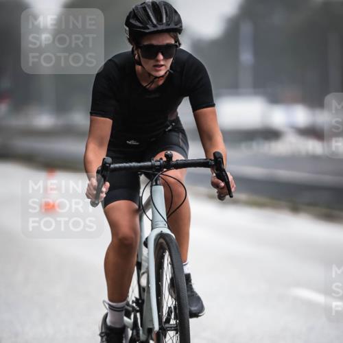 16.08.2026 - KN Förde Triathlon 2026 H.Heesch http://msf.ph/oto/9967371 16.08.2026 09:39:14 Radfahren 103, 117, 118, 177, 194, 203, 260 meine-sportfotos.de