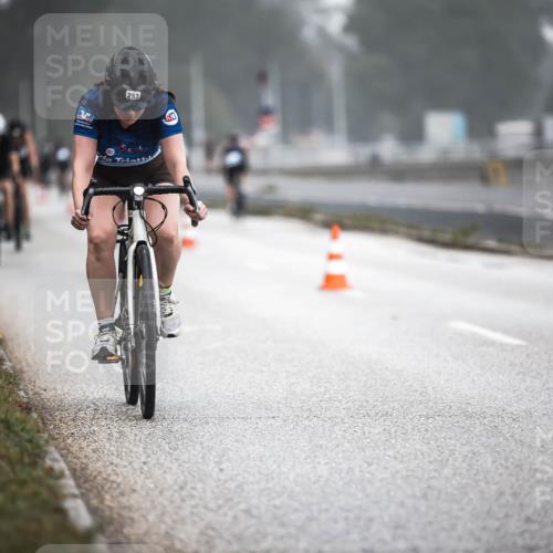 16.08.2026 - KN Förde Triathlon 2026 H.Heesch http://msf.ph/oto/9967464 16.08.2026 09:39:36 Radfahren 119, 227, 253 meine-sportfotos.de