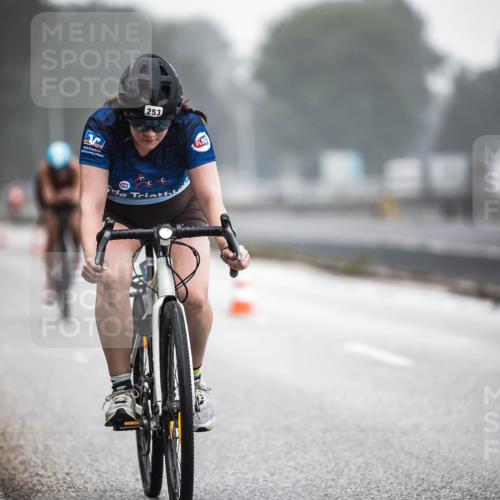 16.08.2026 - KN Förde Triathlon 2026 H.Heesch http://msf.ph/oto/9967482 16.08.2026 09:39:37 Radfahren 119, 227, 242, 253, 537 meine-sportfotos.de