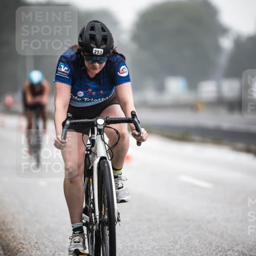 16.08.2026 - KN Förde Triathlon 2026 H.Heesch http://msf.ph/oto/9967487 16.08.2026 09:39:37 Radfahren 119, 227, 242, 253, 537 meine-sportfotos.de