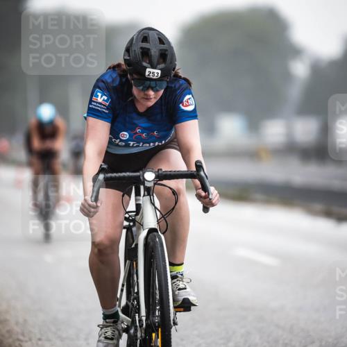 16.08.2026 - KN Förde Triathlon 2026 H.Heesch http://msf.ph/oto/9967492 16.08.2026 09:39:37 Radfahren 119, 227, 242, 253, 537 meine-sportfotos.de