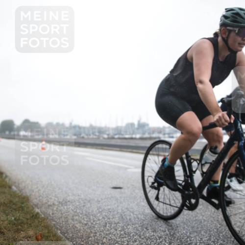 16.08.2026 - KN Förde Triathlon 2026 H.Heesch http://msf.ph/oto/9967510 16.08.2026 09:28:06 Radfahren 110, 113, 114, 146, 169, 174, 190, 194, 198, 225, 239 meine-sportfotos.de