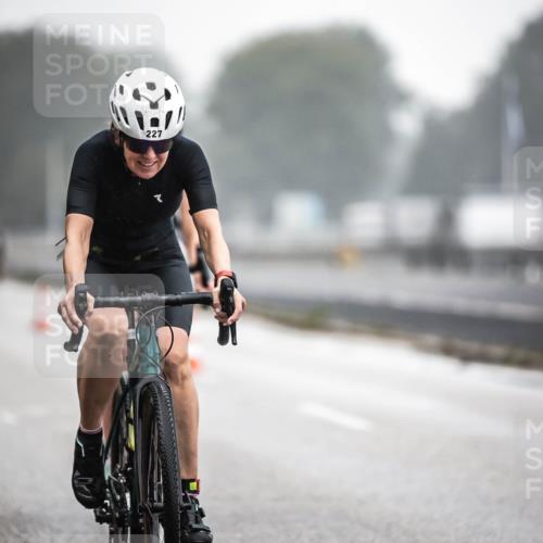 16.08.2026 - KN Förde Triathlon 2026 H.Heesch http://msf.ph/oto/9967528 16.08.2026 09:39:41 Radfahren 119, 227, 242, 253, 537 meine-sportfotos.de