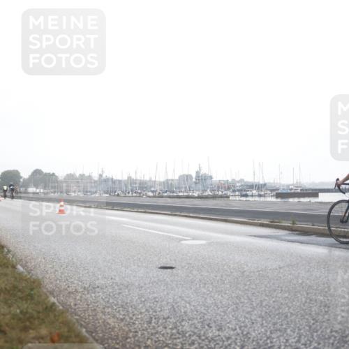 16.08.2026 - KN Förde Triathlon 2026 H.Heesch http://msf.ph/oto/9967601 16.08.2026 09:30:19 Radfahren 142, 146, 171, 235 meine-sportfotos.de