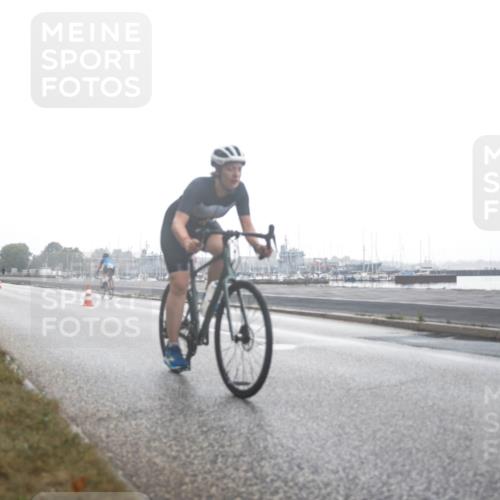 16.08.2026 - KN Förde Triathlon 2026 H.Heesch http://msf.ph/oto/9967658 16.08.2026 09:31:54 Radfahren 106, 140, 242, 245 meine-sportfotos.de