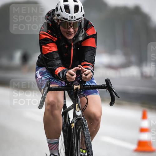 16.08.2026 - KN Förde Triathlon 2026 H.Heesch http://msf.ph/oto/9967691 16.08.2026 09:40:10 Radfahren 159, 160, 169, 214 meine-sportfotos.de