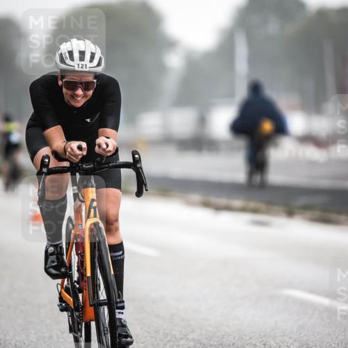 16.08.2026 - KN Förde Triathlon 2026 H.Heesch http://msf.ph/oto/9967784 16.08.2026 09:40:20 Radfahren 110, 116, 121, 142, 148, 206 meine-sportfotos.de