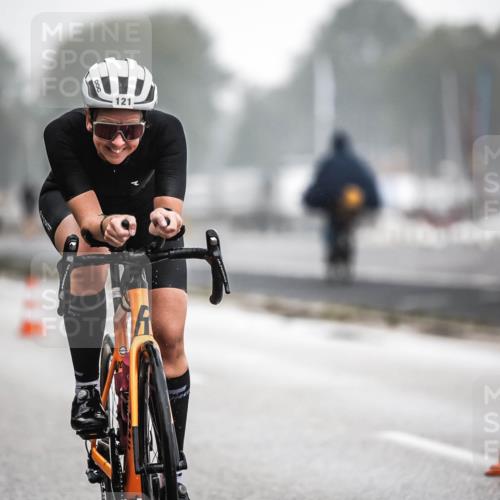 16.08.2026 - KN Förde Triathlon 2026 H.Heesch http://msf.ph/oto/9967788 16.08.2026 09:40:20 Radfahren 110, 116, 121, 142, 148, 206 meine-sportfotos.de