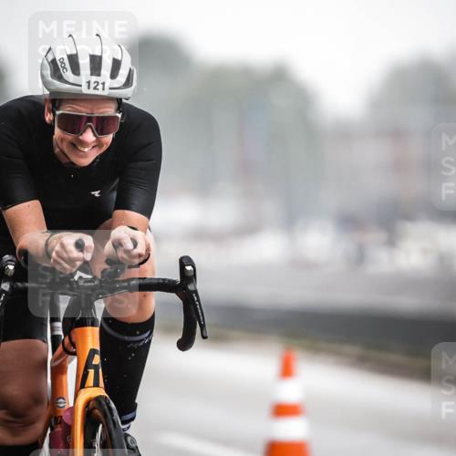 16.08.2026 - KN Förde Triathlon 2026 H.Heesch http://msf.ph/oto/9967802 16.08.2026 09:40:21 Radfahren 110, 121, 127, 140, 142, 148, 176, 191, 206 meine-sportfotos.de