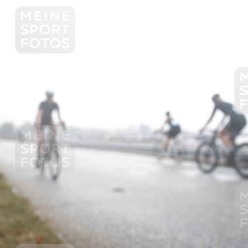 16.08.2026 - KN Förde Triathlon 2026 H.Heesch http://msf.ph/oto/9967808 16.08.2026 09:35:38 Radfahren 135, 246, 252, 263 meine-sportfotos.de