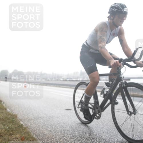16.08.2026 - KN Förde Triathlon 2026 H.Heesch http://msf.ph/oto/9967814 16.08.2026 09:35:44 Radfahren 135, 238, 259, 263 meine-sportfotos.de