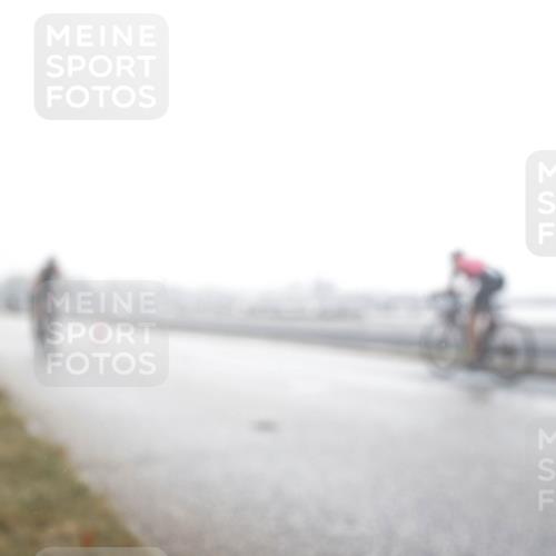 16.08.2026 - KN Förde Triathlon 2026 H.Heesch http://msf.ph/oto/9967824 16.08.2026 09:36:01 Radfahren 150, 164, 166, 178, 187, 198, 247, 261 meine-sportfotos.de