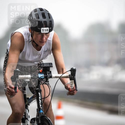 16.08.2026 - KN Förde Triathlon 2026 H.Heesch http://msf.ph/oto/9967836 16.08.2026 09:40:23 Radfahren 106, 110, 121, 127, 140, 142, 176, 191, 206 meine-sportfotos.de