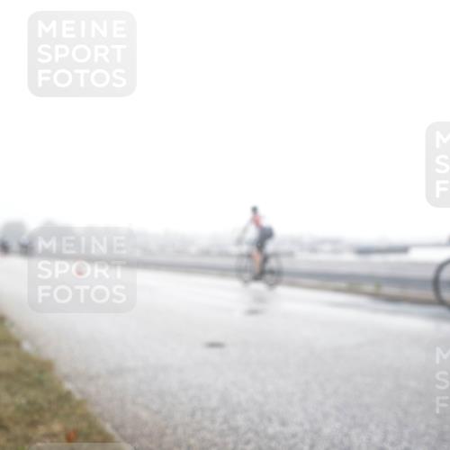 16.08.2026 - KN Förde Triathlon 2026 H.Heesch http://msf.ph/oto/9967845 16.08.2026 09:36:15 Radfahren 138, 170, 183, 186, 243 meine-sportfotos.de