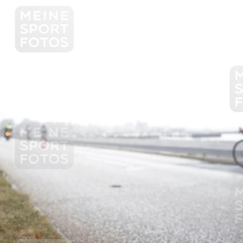 16.08.2026 - KN Förde Triathlon 2026 H.Heesch http://msf.ph/oto/9967849 16.08.2026 09:36:17 Radfahren 170, 183, 186 meine-sportfotos.de