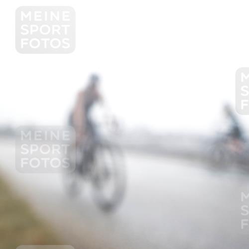 16.08.2026 - KN Förde Triathlon 2026 H.Heesch http://msf.ph/oto/9967946 16.08.2026 09:38:42 Radfahren 109, 126, 166, 178, 187, 192 meine-sportfotos.de