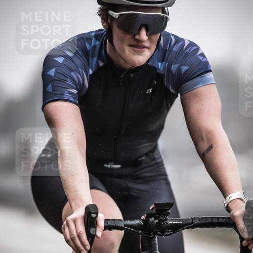 16.08.2026 - KN Förde Triathlon 2026 H.Heesch http://msf.ph/oto/9967959 16.08.2026 09:40:36 Radfahren 163, 199, 201, 230, 232 meine-sportfotos.de