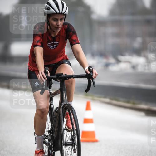 16.08.2026 - KN Förde Triathlon 2026 H.Heesch http://msf.ph/oto/9967976 16.08.2026 09:40:42 Radfahren 139, 184 meine-sportfotos.de