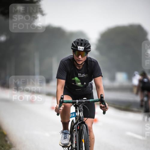 16.08.2026 - KN Förde Triathlon 2026 H.Heesch http://msf.ph/oto/9968021 16.08.2026 09:41:01 Radfahren 152, 212 meine-sportfotos.de