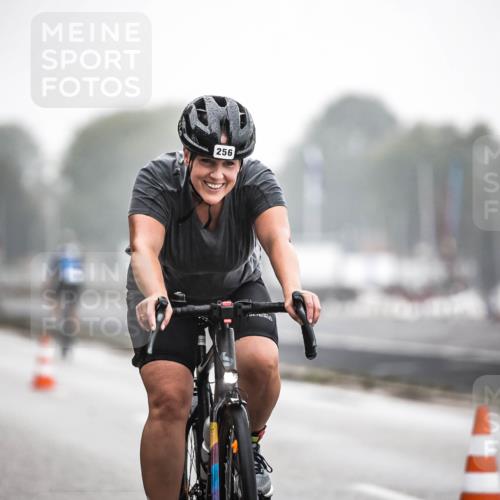 16.08.2026 - KN Förde Triathlon 2026 H.Heesch http://msf.ph/oto/9968084 16.08.2026 09:41:25 Radfahren 122, 256 meine-sportfotos.de