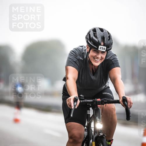 16.08.2026 - KN Förde Triathlon 2026 H.Heesch http://msf.ph/oto/9968089 16.08.2026 09:41:26 Radfahren 122, 132, 256 meine-sportfotos.de