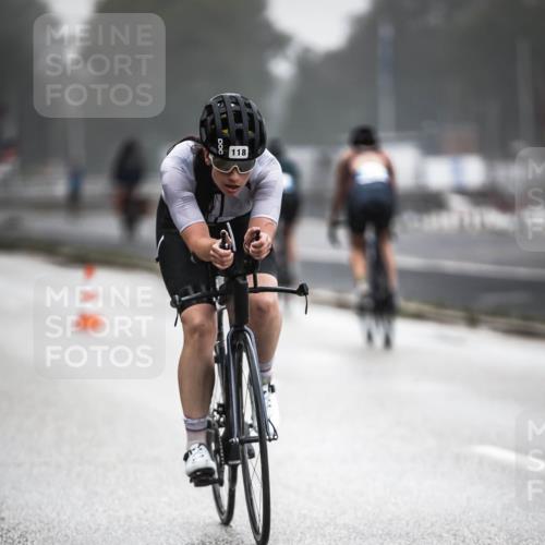 16.08.2026 - KN Förde Triathlon 2026 H.Heesch http://msf.ph/oto/9968123 16.08.2026 09:41:40 Radfahren 117, 118, 126, 129, 130, 171, 213, 229 meine-sportfotos.de