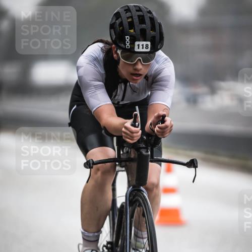 16.08.2026 - KN Förde Triathlon 2026 H.Heesch http://msf.ph/oto/9968135 16.08.2026 09:41:41 Radfahren 117, 118, 126, 129, 130, 171, 229 meine-sportfotos.de