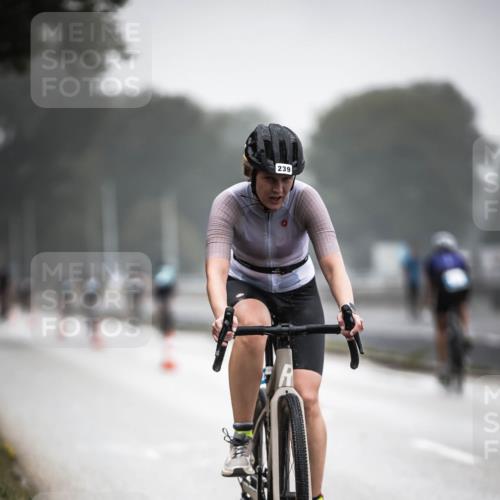 16.08.2026 - KN Förde Triathlon 2026 H.Heesch http://msf.ph/oto/9968204 16.08.2026 09:41:53 Radfahren 128, 181, 194, 239, 245 meine-sportfotos.de