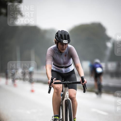 16.08.2026 - KN Förde Triathlon 2026 H.Heesch http://msf.ph/oto/9968206 16.08.2026 09:41:53 Radfahren 128, 181, 194, 239, 245 meine-sportfotos.de