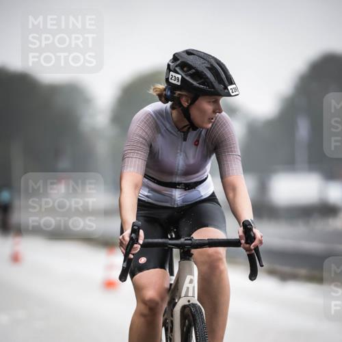 16.08.2026 - KN Förde Triathlon 2026 H.Heesch http://msf.ph/oto/9968213 16.08.2026 09:41:54 Radfahren 128, 194, 239, 245 meine-sportfotos.de