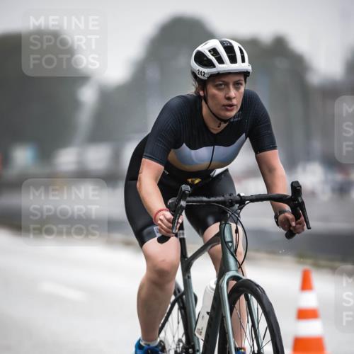16.08.2026 - KN Förde Triathlon 2026 H.Heesch http://msf.ph/oto/9968269 16.08.2026 09:42:14 Radfahren 141, 177, 242 meine-sportfotos.de