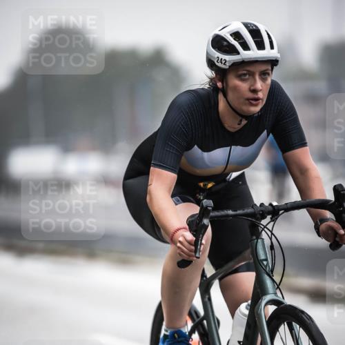 16.08.2026 - KN Förde Triathlon 2026 H.Heesch http://msf.ph/oto/9968273 16.08.2026 09:42:15 Radfahren 141, 226, 242 meine-sportfotos.de