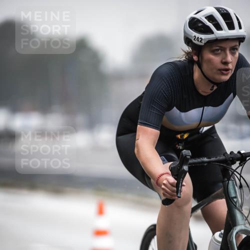 16.08.2026 - KN Förde Triathlon 2026 H.Heesch http://msf.ph/oto/9968275 16.08.2026 09:42:15 Radfahren 141, 226, 242 meine-sportfotos.de