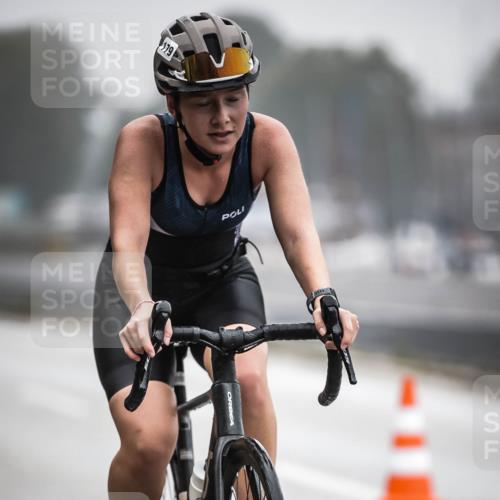 16.08.2026 - KN Förde Triathlon 2026 H.Heesch http://msf.ph/oto/9968289 16.08.2026 09:42:22 Radfahren 179, 217, 226 meine-sportfotos.de