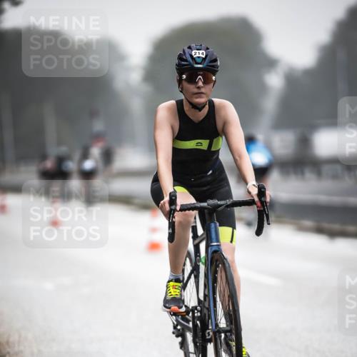 16.08.2026 - KN Förde Triathlon 2026 H.Heesch http://msf.ph/oto/9968416 16.08.2026 09:43:02 Radfahren 133, 140, 214, 219, 223 meine-sportfotos.de