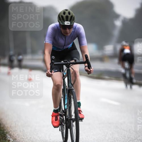 16.08.2026 - KN Förde Triathlon 2026 H.Heesch http://msf.ph/oto/9968437 16.08.2026 09:43:05 Radfahren 140, 214, 219, 223 meine-sportfotos.de