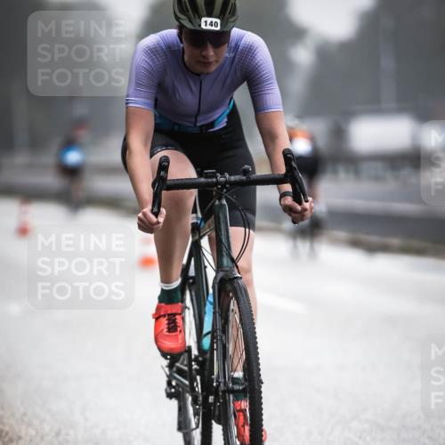 16.08.2026 - KN Förde Triathlon 2026 H.Heesch http://msf.ph/oto/9968442 16.08.2026 09:43:05 Radfahren 140, 214, 219, 223 meine-sportfotos.de