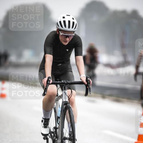 16.08.2026 - KN Förde Triathlon 2026 H.Heesch http://msf.ph/oto/9968499 16.08.2026 09:44:11 Radfahren 130, 131, 235, 247, 251, 805 meine-sportfotos.de