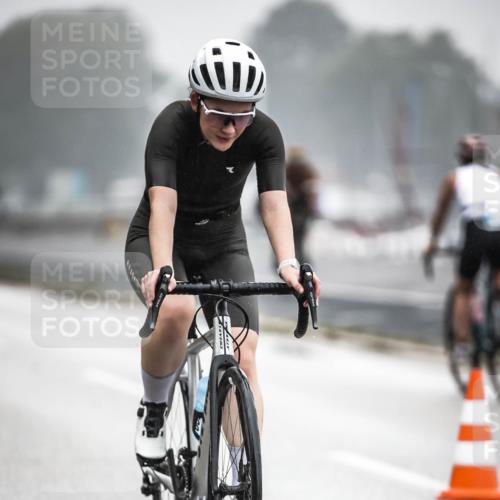 16.08.2026 - KN Förde Triathlon 2026 H.Heesch http://msf.ph/oto/9968500 16.08.2026 09:44:11 Radfahren 130, 131, 235, 247, 251, 805 meine-sportfotos.de