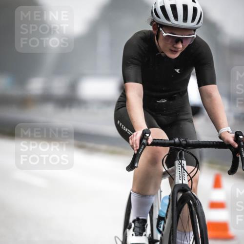 16.08.2026 - KN Förde Triathlon 2026 H.Heesch http://msf.ph/oto/9968505 16.08.2026 09:44:12 Radfahren 130, 131, 235, 245, 247, 251, 805 meine-sportfotos.de