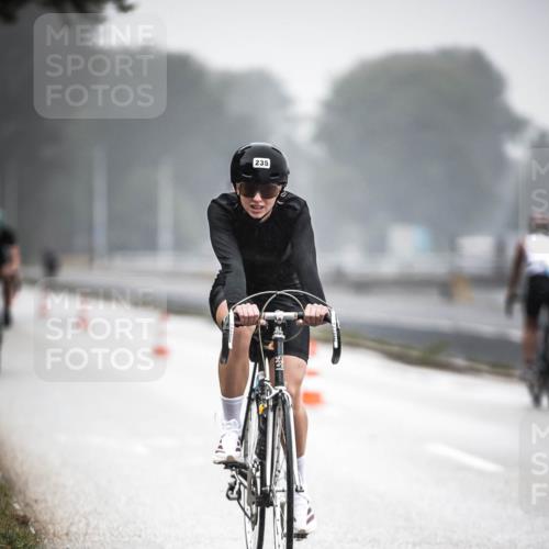 16.08.2026 - KN Förde Triathlon 2026 H.Heesch http://msf.ph/oto/9968509 16.08.2026 09:44:13 Radfahren 130, 131, 235, 245, 251, 805 meine-sportfotos.de