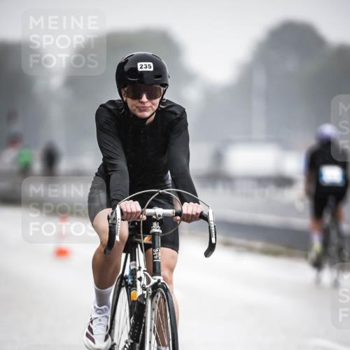 16.08.2026 - KN Förde Triathlon 2026 H.Heesch http://msf.ph/oto/9968520 16.08.2026 09:44:14 Radfahren 130, 131, 235, 245, 251, 805 meine-sportfotos.de