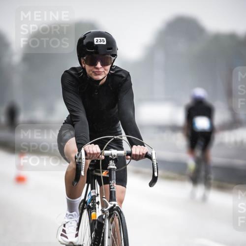 16.08.2026 - KN Förde Triathlon 2026 H.Heesch http://msf.ph/oto/9968522 16.08.2026 09:44:14 Radfahren 130, 131, 235, 245, 251, 805 meine-sportfotos.de