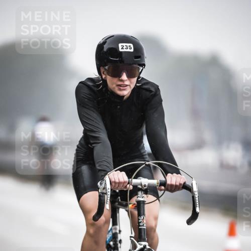 16.08.2026 - KN Förde Triathlon 2026 H.Heesch http://msf.ph/oto/9968526 16.08.2026 09:44:14 Radfahren 130, 131, 235, 245, 251, 805 meine-sportfotos.de