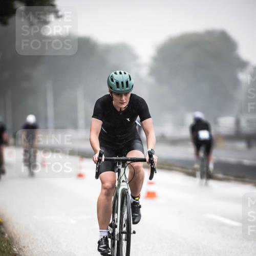 16.08.2026 - KN Förde Triathlon 2026 H.Heesch http://msf.ph/oto/9968533 16.08.2026 09:44:16 Radfahren 129, 131, 137, 235, 245, 805 meine-sportfotos.de