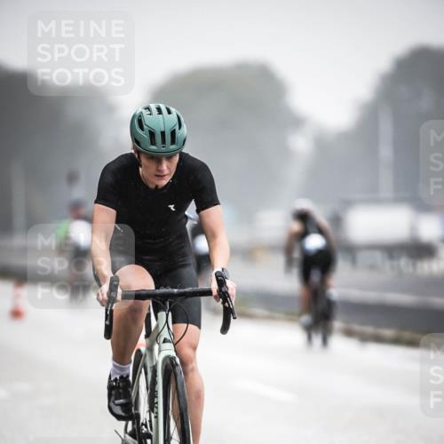 16.08.2026 - KN Förde Triathlon 2026 H.Heesch http://msf.ph/oto/9968540 16.08.2026 09:44:16 Radfahren 129, 131, 137, 235, 245, 805 meine-sportfotos.de