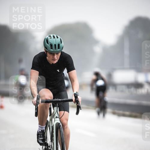 16.08.2026 - KN Förde Triathlon 2026 H.Heesch http://msf.ph/oto/9968541 16.08.2026 09:44:16 Radfahren 129, 131, 137, 235, 245, 805 meine-sportfotos.de