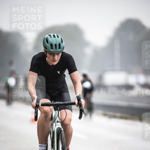 16.08.2026 - KN Förde Triathlon 2026 H.Heesch http://msf.ph/oto/9968543 16.08.2026 09:44:17 Radfahren 129, 131, 137, 235, 245, 805 meine-sportfotos.de