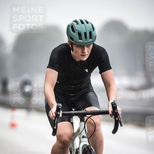 16.08.2026 - KN Förde Triathlon 2026 H.Heesch http://msf.ph/oto/9968549 16.08.2026 09:44:17 Radfahren 129, 131, 137, 235, 245, 805 meine-sportfotos.de